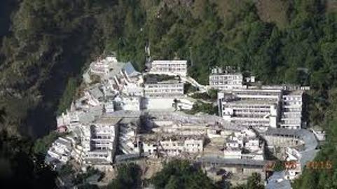 famous temple vaishno devi